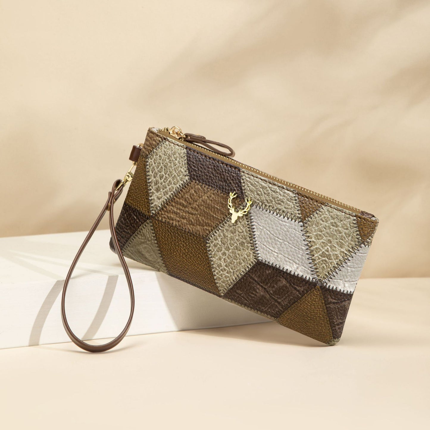 Bolso de mano retro con bloques de color y a la moda para mujer