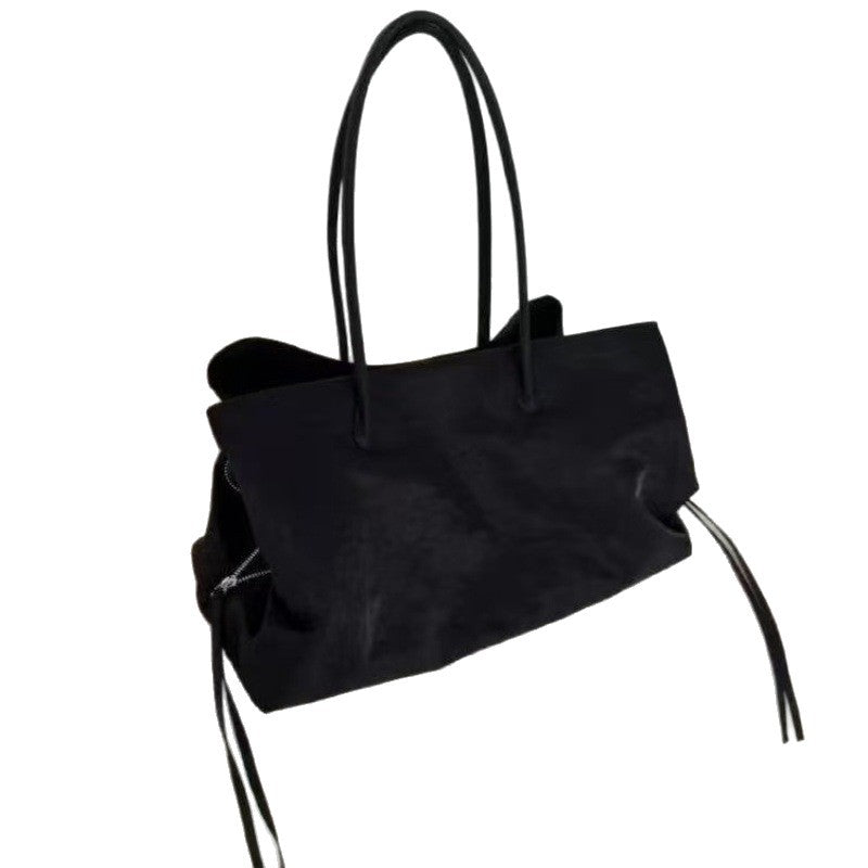 Black Minimalist High-capacity Tote Bag