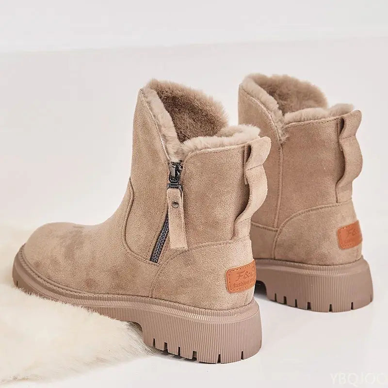 Large Size Winter Fashion Thick Sole Height Increasing and Plush Thick Women's Boots New Warm and Versatile Women's Short Boots