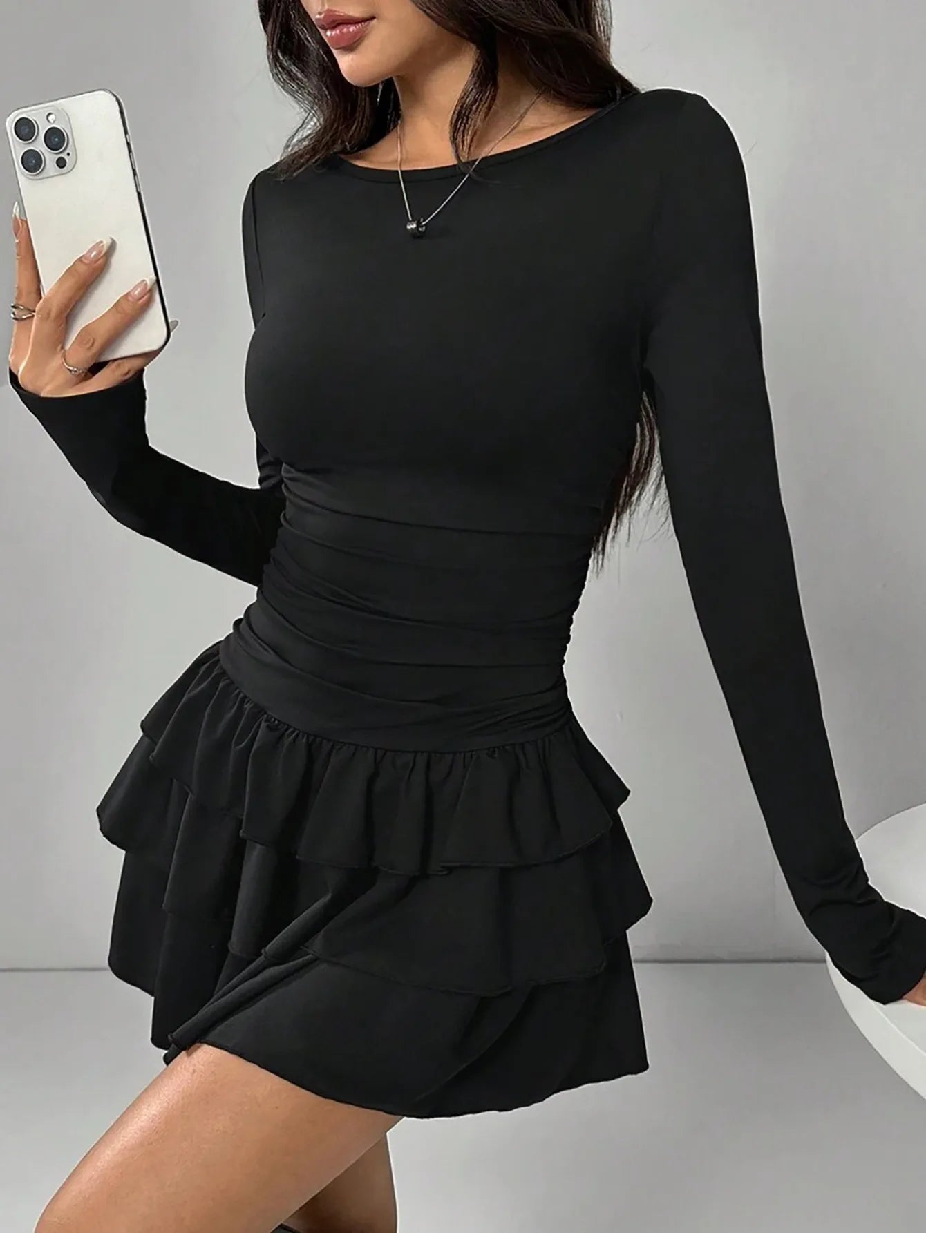 Temperament Dresses 2025 Woman Mini vestidos Simple Style Elegant French Bodycon Slim Pleated Fashion Long Sleeve Commuting Sexy