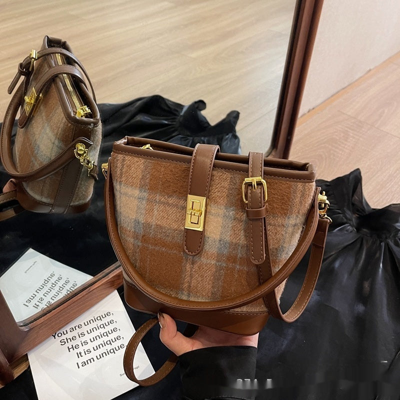 Bolso de mano estilo cubo a cuadros de ante vintage de nicho estilo coreano