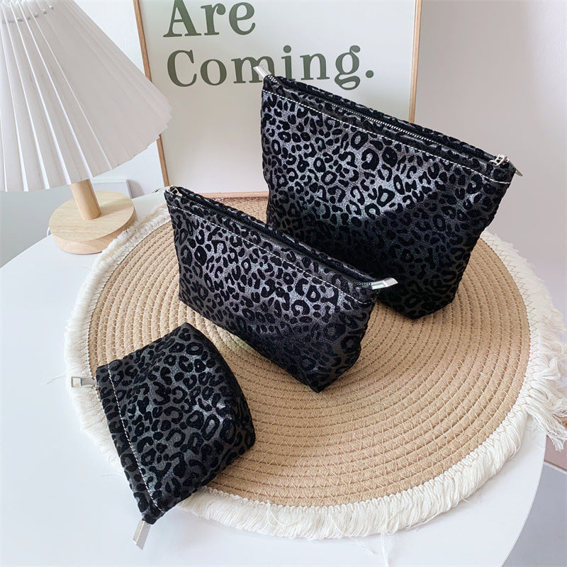 Womens Geometric-Line Fabric Cosmetic Bag
