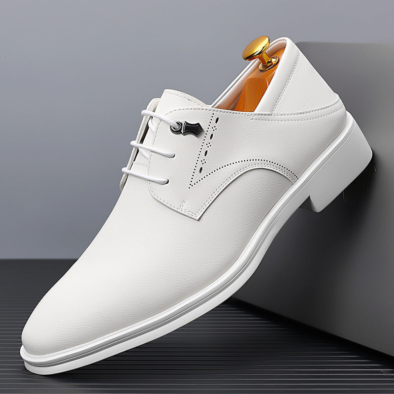 Zapatos de vestir de hombre británicos de cuero suave con punta