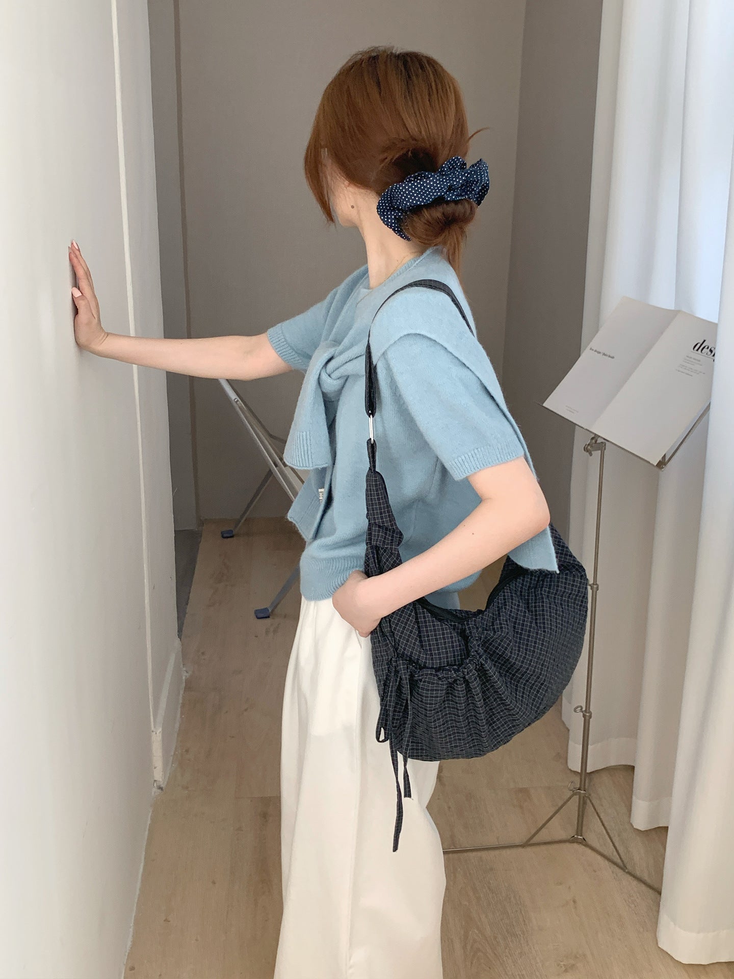 Korean-style Instagram-inspired Relaxed-fit Horn-shaped Tote Bag With A Large Capacity