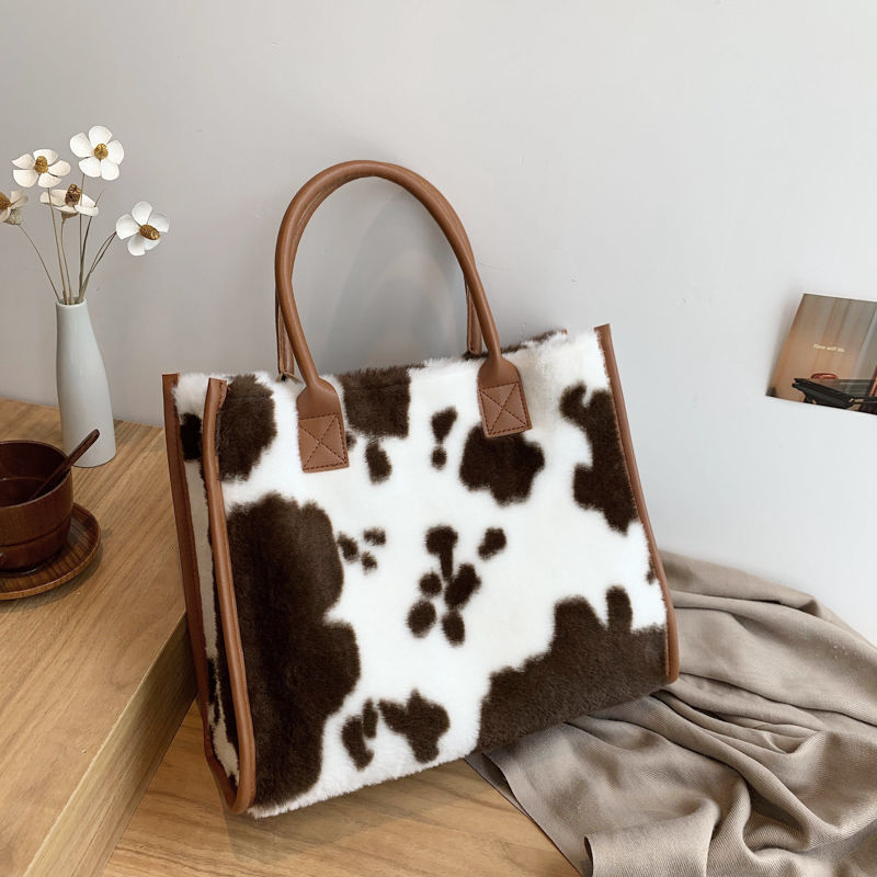 Bolso de hombro de felpa versátil, a la moda, para otoño e invierno