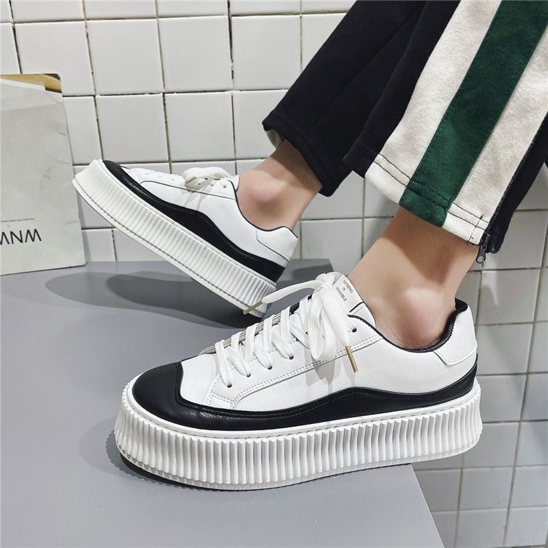 Zapatos de hombre estilo Hong Kong, zapatos pequeños blancos de suela gruesa para aumentar la altura