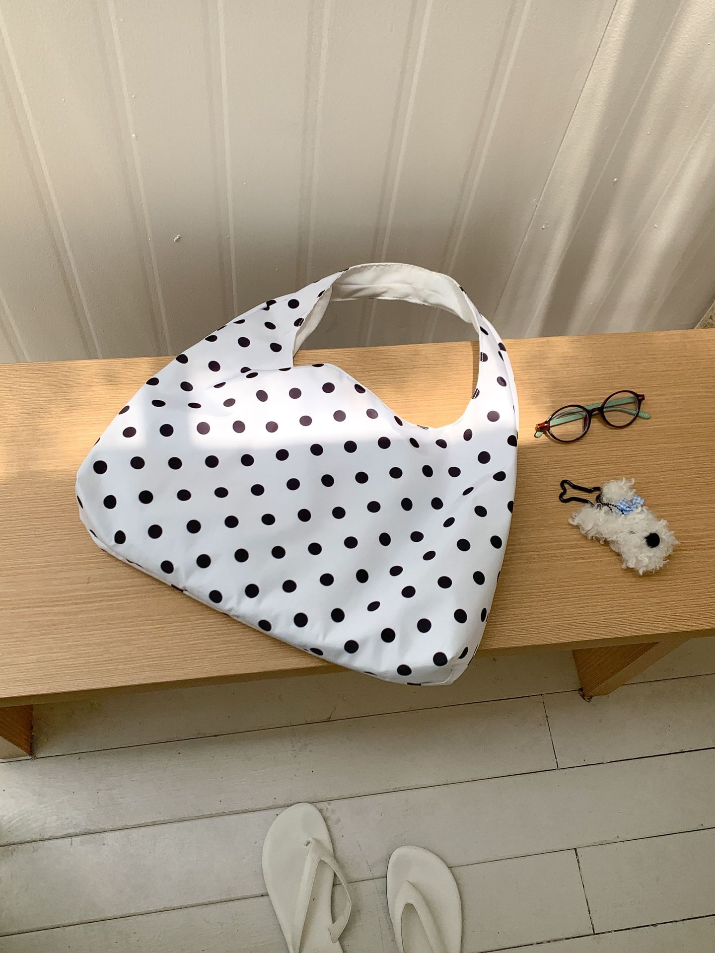 Bolso de hombro redondo de lunares estilo japonés para mujer