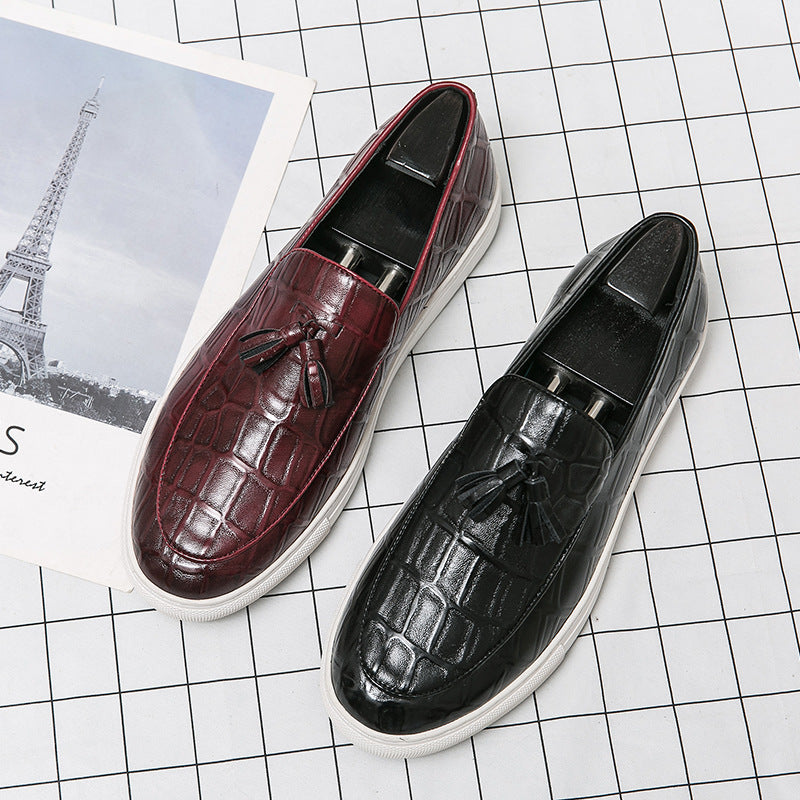 Zapatillas de deporte casual de negocios para hombre estilo coreano, de talla grande, de moda, con borlas, de pasarela, de cuero sin cordones, de la estación europea