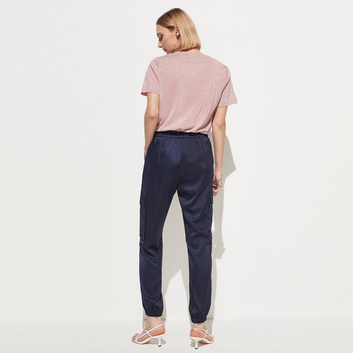 Pantalones casuales de mujer de tiro alto, elásticos y microajustados, que estilizan la figura