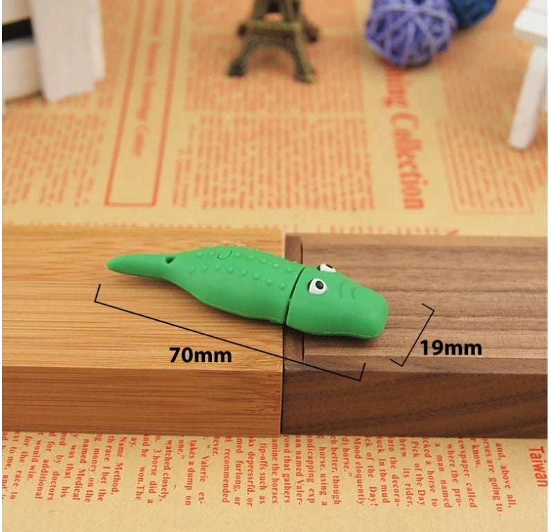 Memoria USB creativa de anime