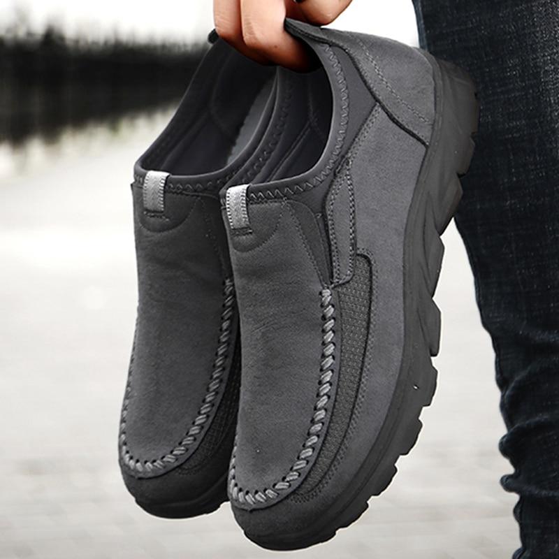 Nuevos zapatos casuales de hombre con puntera redonda