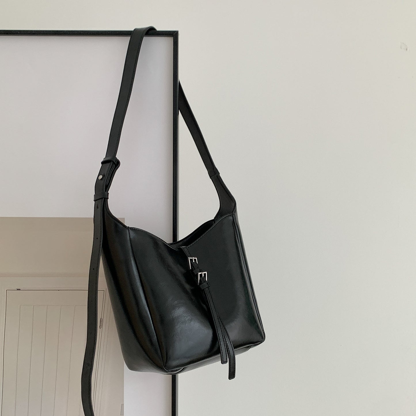 Korean-style Simple And Fashionable Womens Shoulder Bag