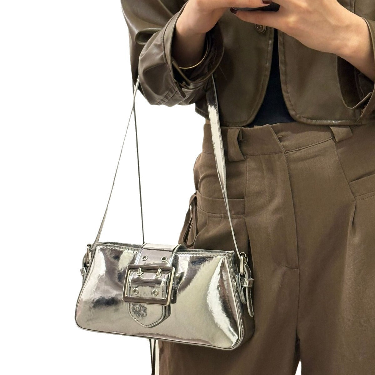 Bolso Chic de Charol Plateado Dulce y Atrevido