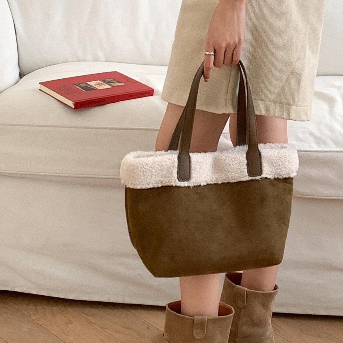 Bolso Retro de Gamuza con Parches y Dobladillo Vuelto