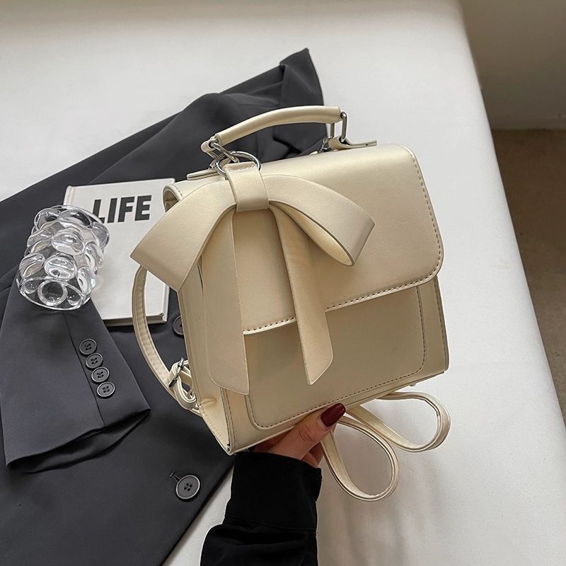 Mochila Con Lazo Para Mujer Diseño Moderno Y A La Moda