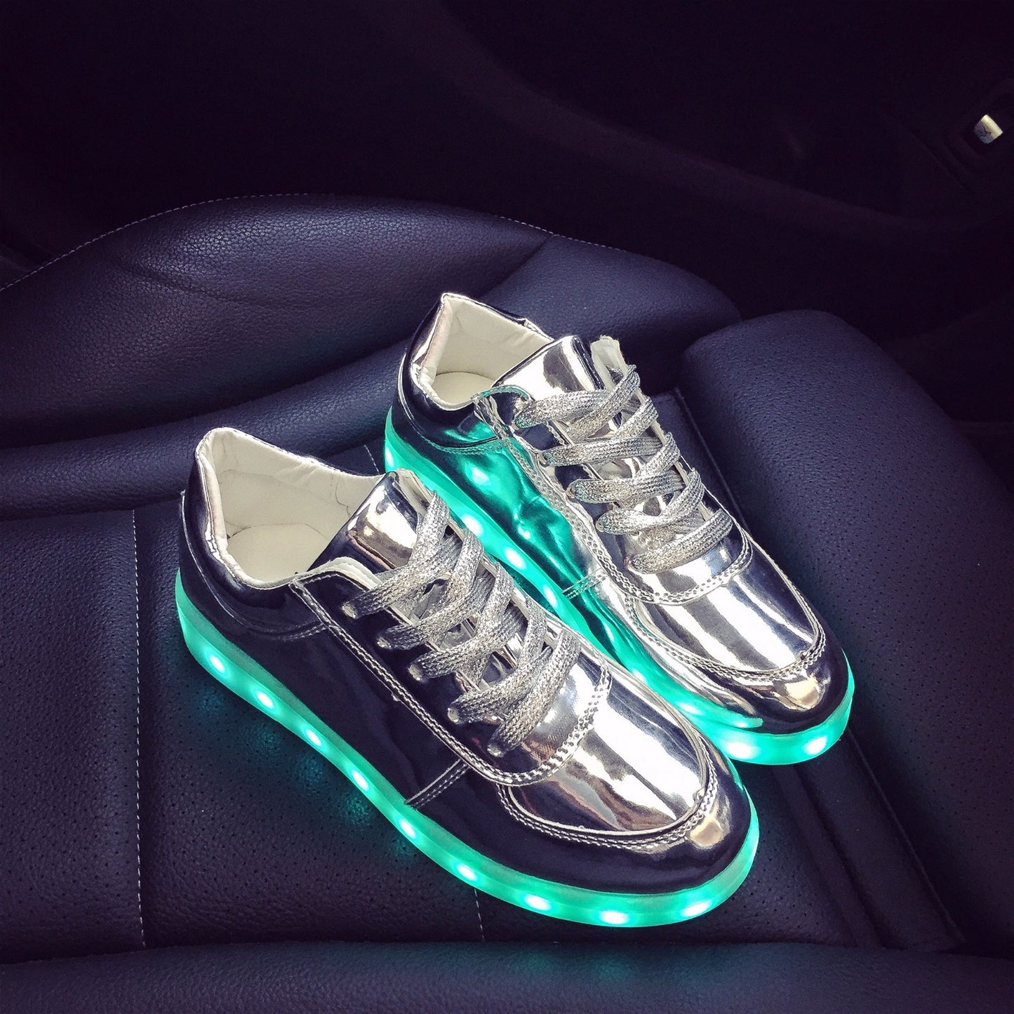 Zapatillas deportivas LED con luces, carga USB, fluorescentes y luminosas con cordones