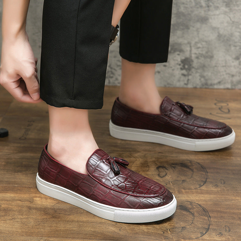 Zapatillas de deporte casual de negocios para hombre estilo coreano, de talla grande, de moda, con borlas, de pasarela, de cuero sin cordones, de la estación europea