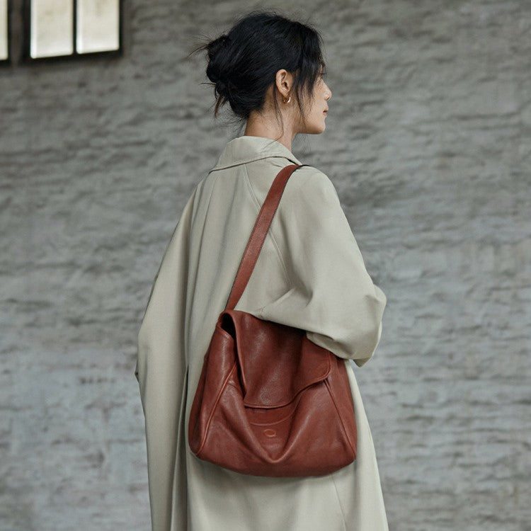 Bolso de hombro retro de cuero suave de gran capacidad