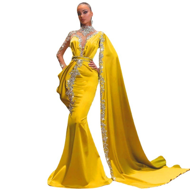 Vestido de mujer europeo y americano con lentejuelas irregulares de costura
