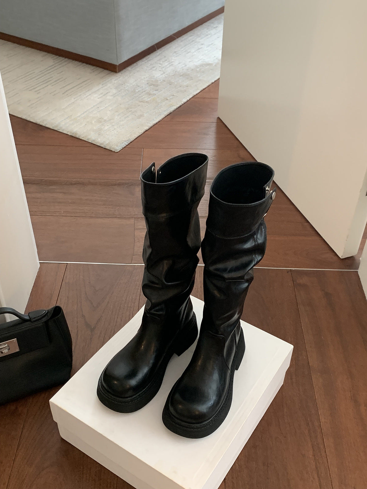 Women's 5cm Height-Enhancing Three-Dimensional Round-Toe Thick-Soled Chunky-Heel Riding Boots With Snap Buttons