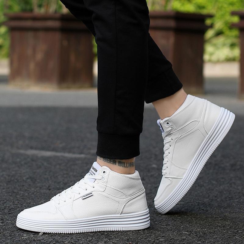 Zapatos Planos Blancos de Hombre con Correa Alta de Punta Redonda
