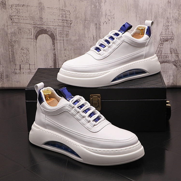 Zapatos casuales de hombre modernos con suela blanca gruesa