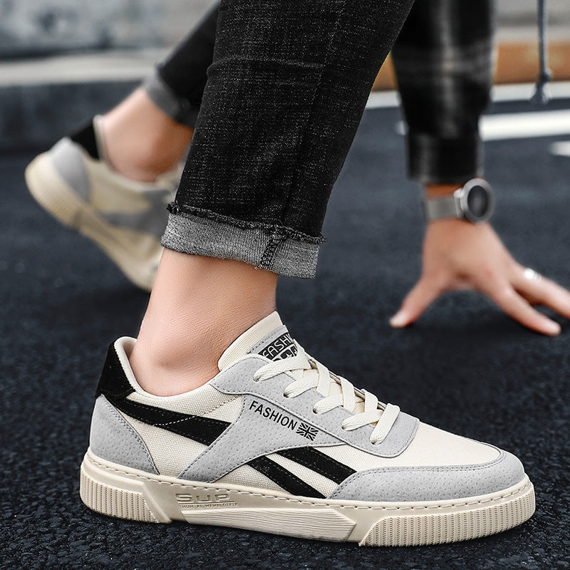 Zapatos casuales de hombre blancos