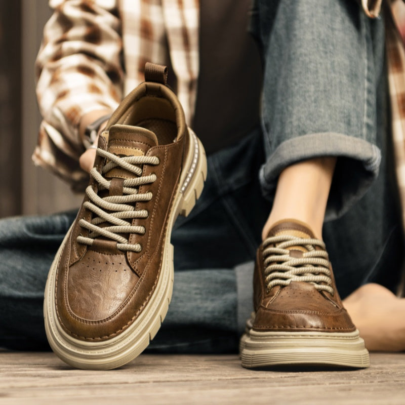 Zapatos casuales de cuero con plataforma estilo bota de trabajador británica de alta calidad