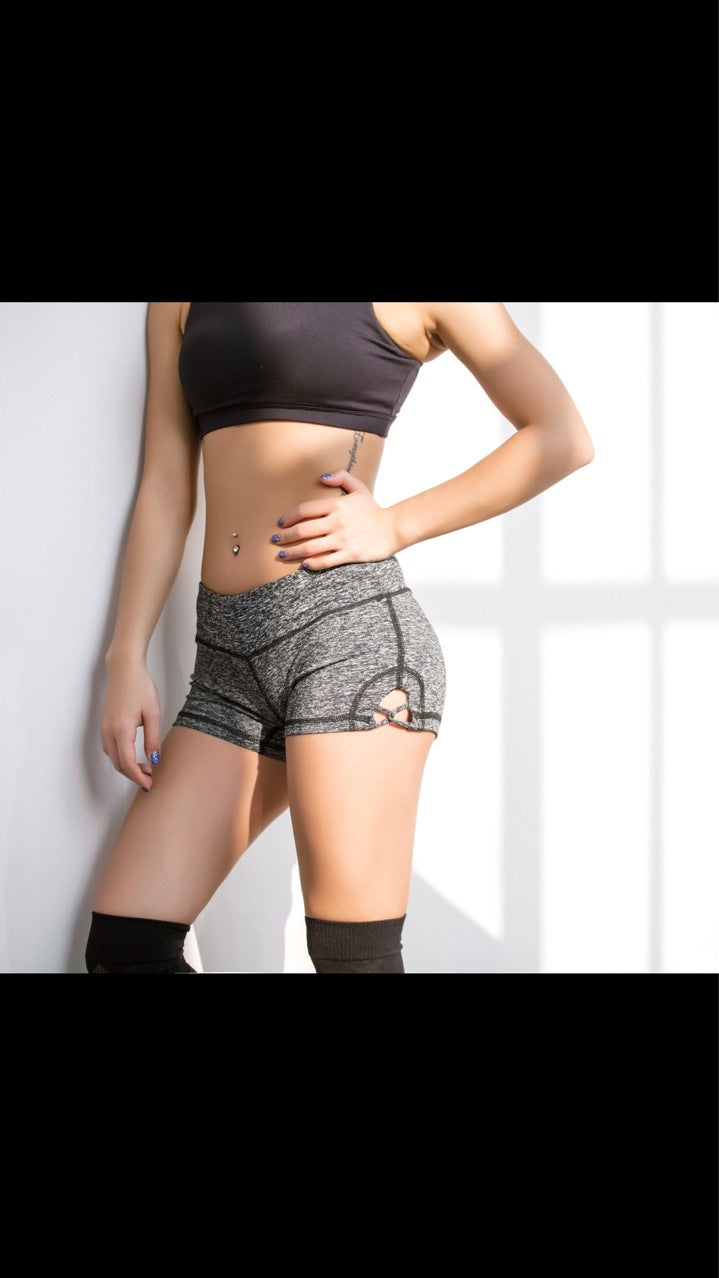 Pantalones cortos de yoga para primavera y verano, ajustados, con abertura lateral ahuecada, estilo dinámico para coche individual