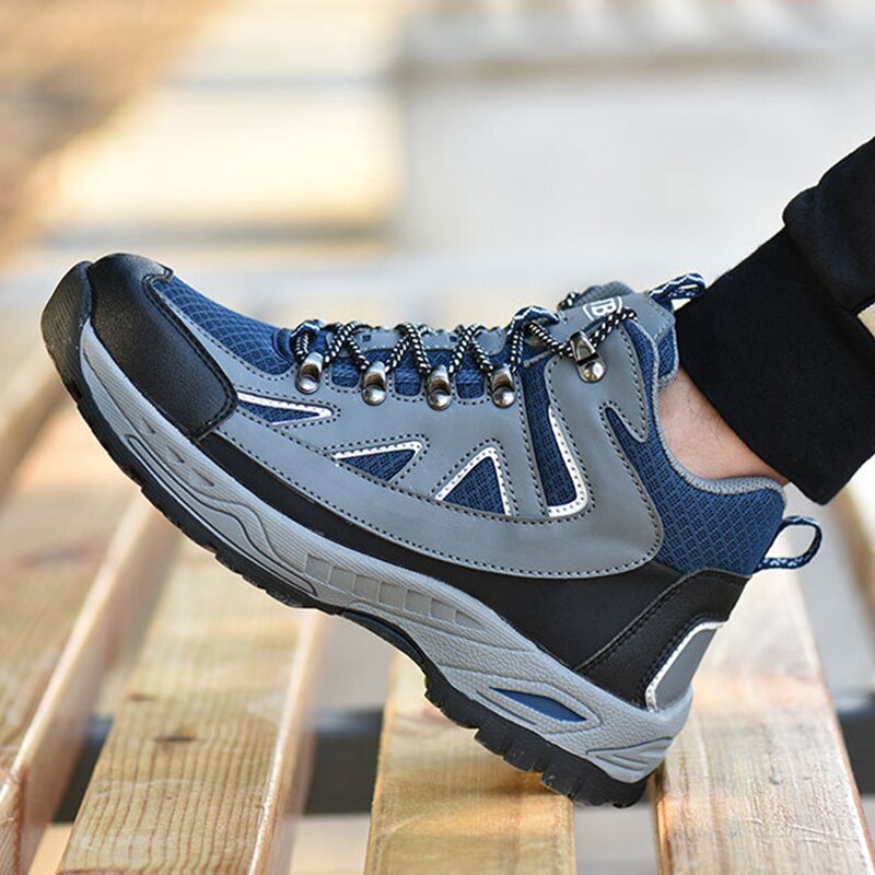 Anti-smash and anti-stab safety shoes