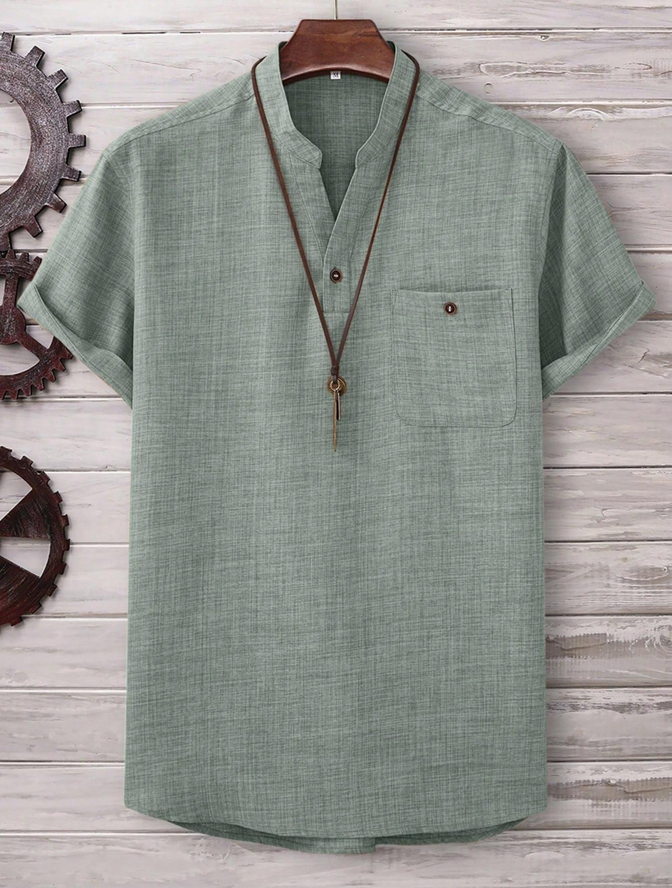 Camisa de manga corta de color liso con cuello vuelto para hombre