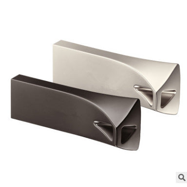 Unidad flash USB al por mayor, USB de metal con forma de triángulo pequeño, USB de regalo