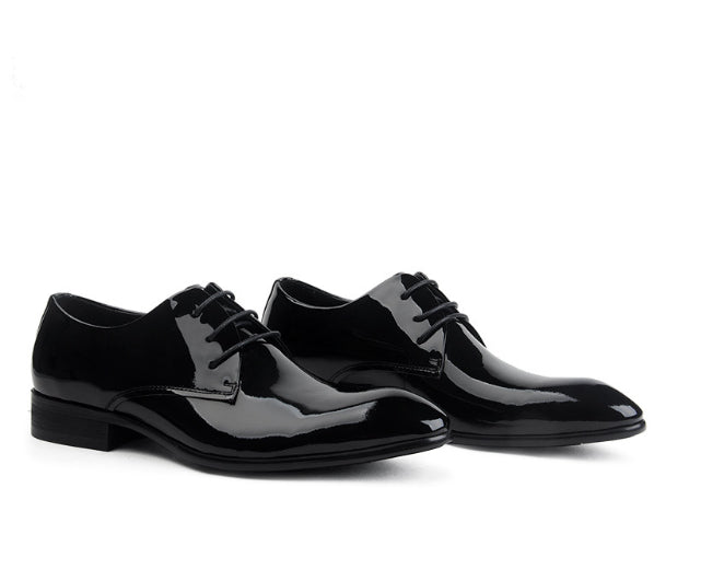 Zapatos de boda brillantes con cordones de cuero, puntera de cuero