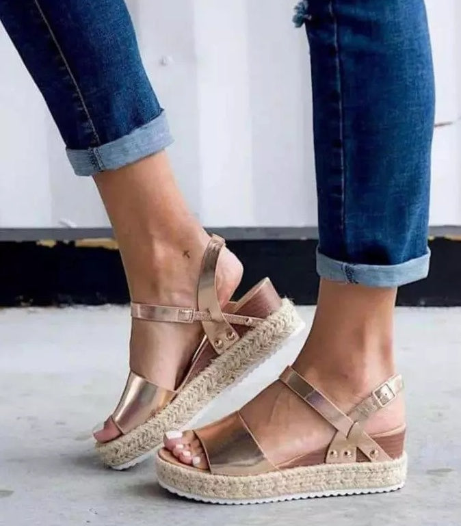 Sandalias de tacón de cuerda de cáñamo