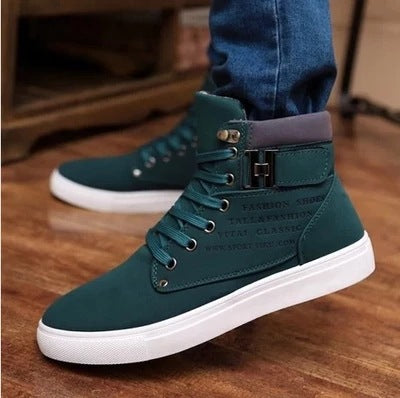 Zapatillas de hombre con hebilla mate