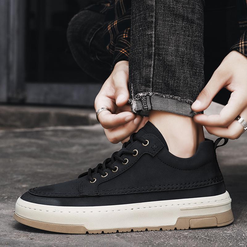 Zapatillas casuales de moda cómodas de piel de primera capa para hombre