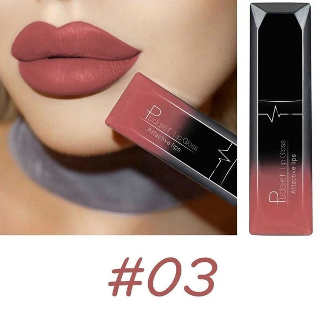 Maquillaje mate, brillo labial mate, pintalabios