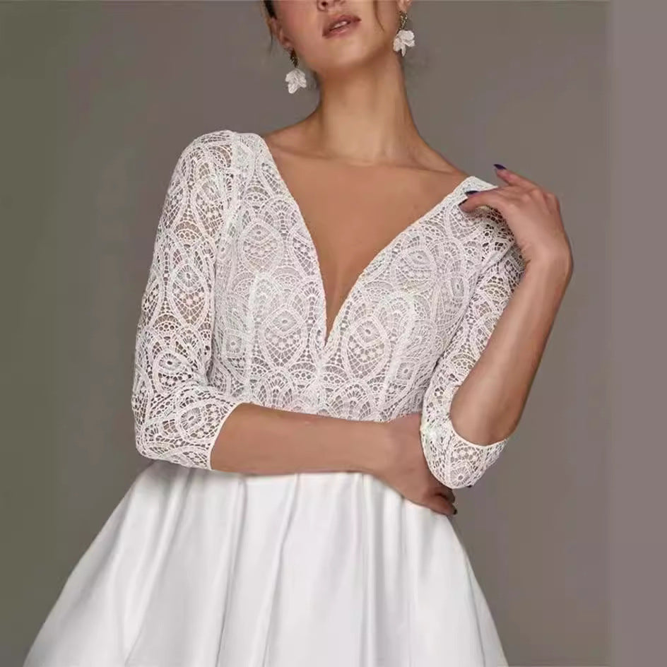 Vestido de novia de encaje de manga larga, escote de pico profundo, entallado, de largo medio