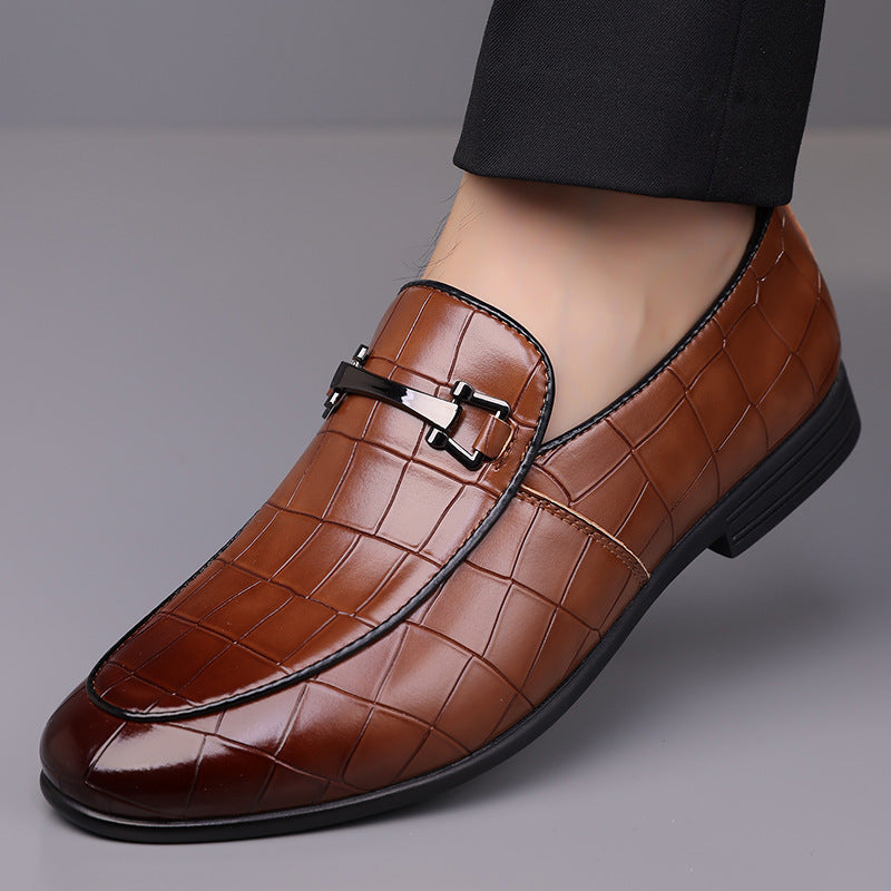 Zapatos de cuero ligeros de lujo para hombre, con suela de goma, talla grande y diseño a cuadros