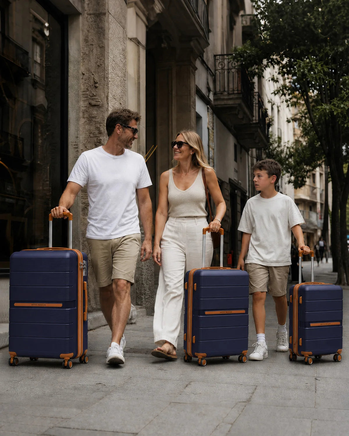 British Traveller 3 Piece Case Set 100% PP 8 Spinner Wheels TSA Lock Hard-Shell hand luggage Dark Blue