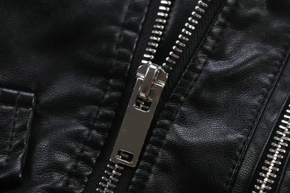 2026 Hot Fashion Women New Winter Warm Faux Leather Jackets with Fur Collar Belt Ladies Thick Black Moto & Biker Outerwear Coats