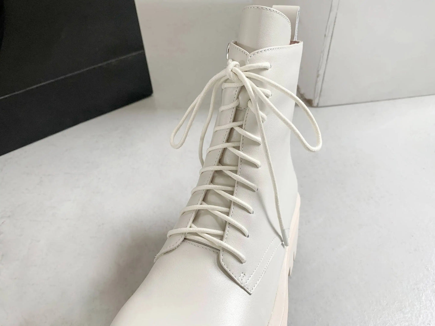 Krazing Pot Wool Winter Keep Warm Snow Boots Full Grain Leather Round Toe High Heels Sheep Fur Lace Up Plus Size Ankle Boots L05