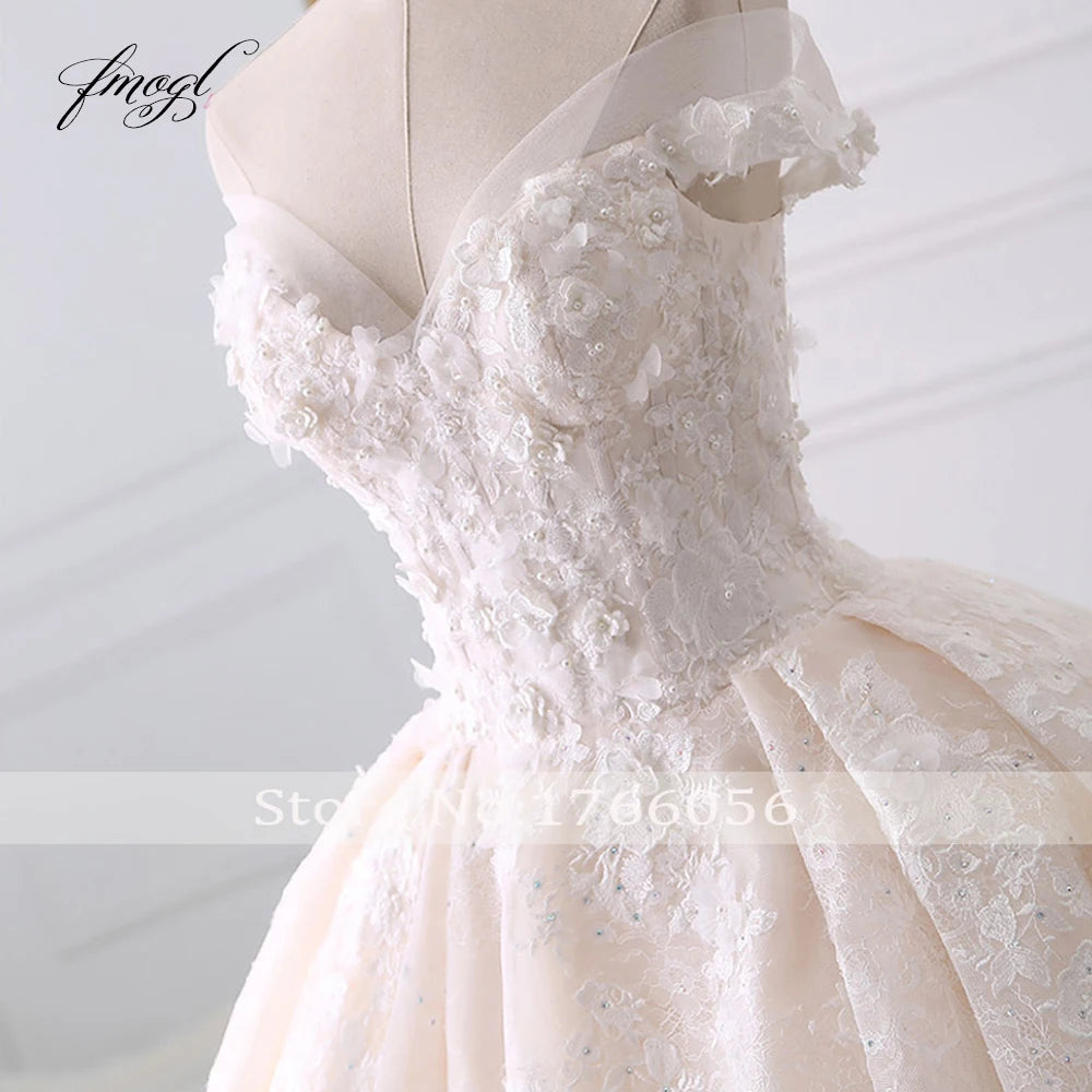 Customized Sexy Sweetheart Lace Ball Gown Wedding Dresses Applique Beaded Flowers Chapel Train Bride Gown Vestido De Noiva