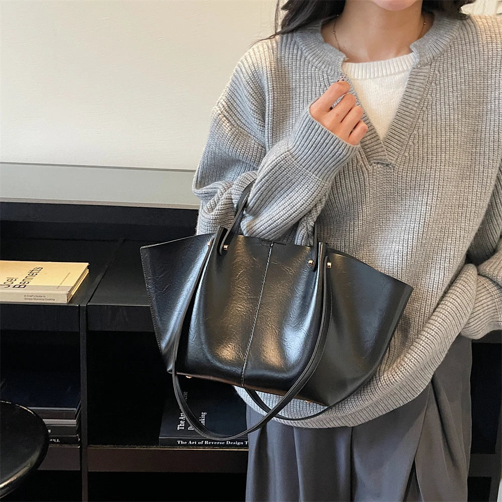Transformable Shoulder Tote Bags For Women 2025 Latest Luxury Designer Handbags Soft PU Leather Large Capacity Shopper Tote Bag