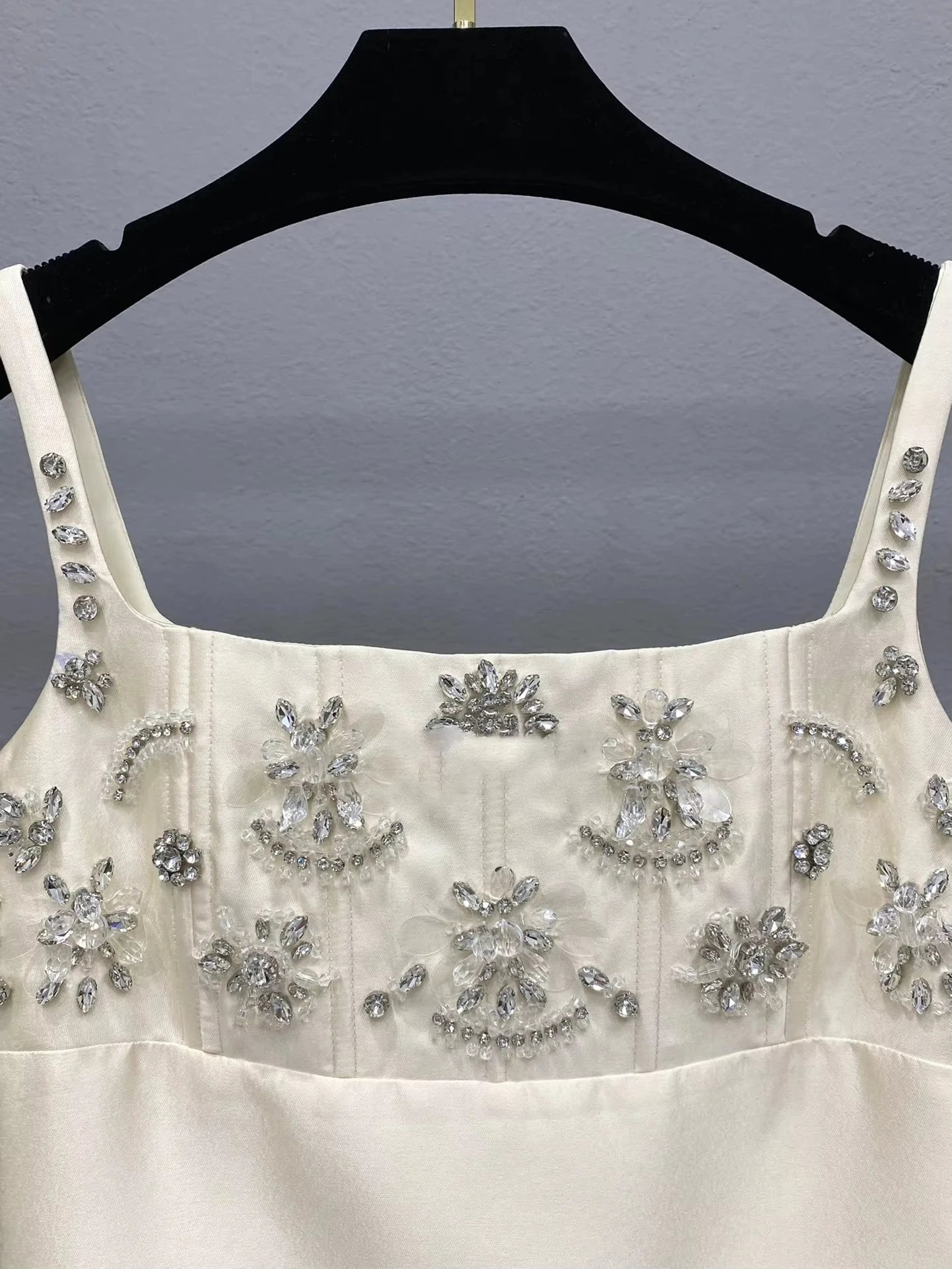 2025 Ladies New [Glossy Texture] Solid Diamond decoration Square-Neck Suspender Dress, Sleeveless Perfect Choice for Women