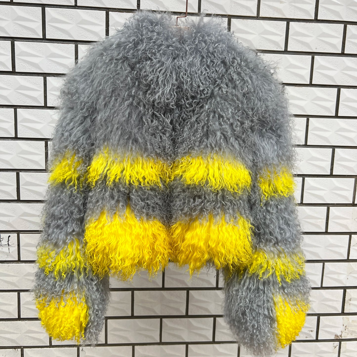 Aulande New Women Winter 100% Real Fur Mongolian Sheepskin Coats Short  40 CM Standing Coller Fashion High Quality Sheep Jacket