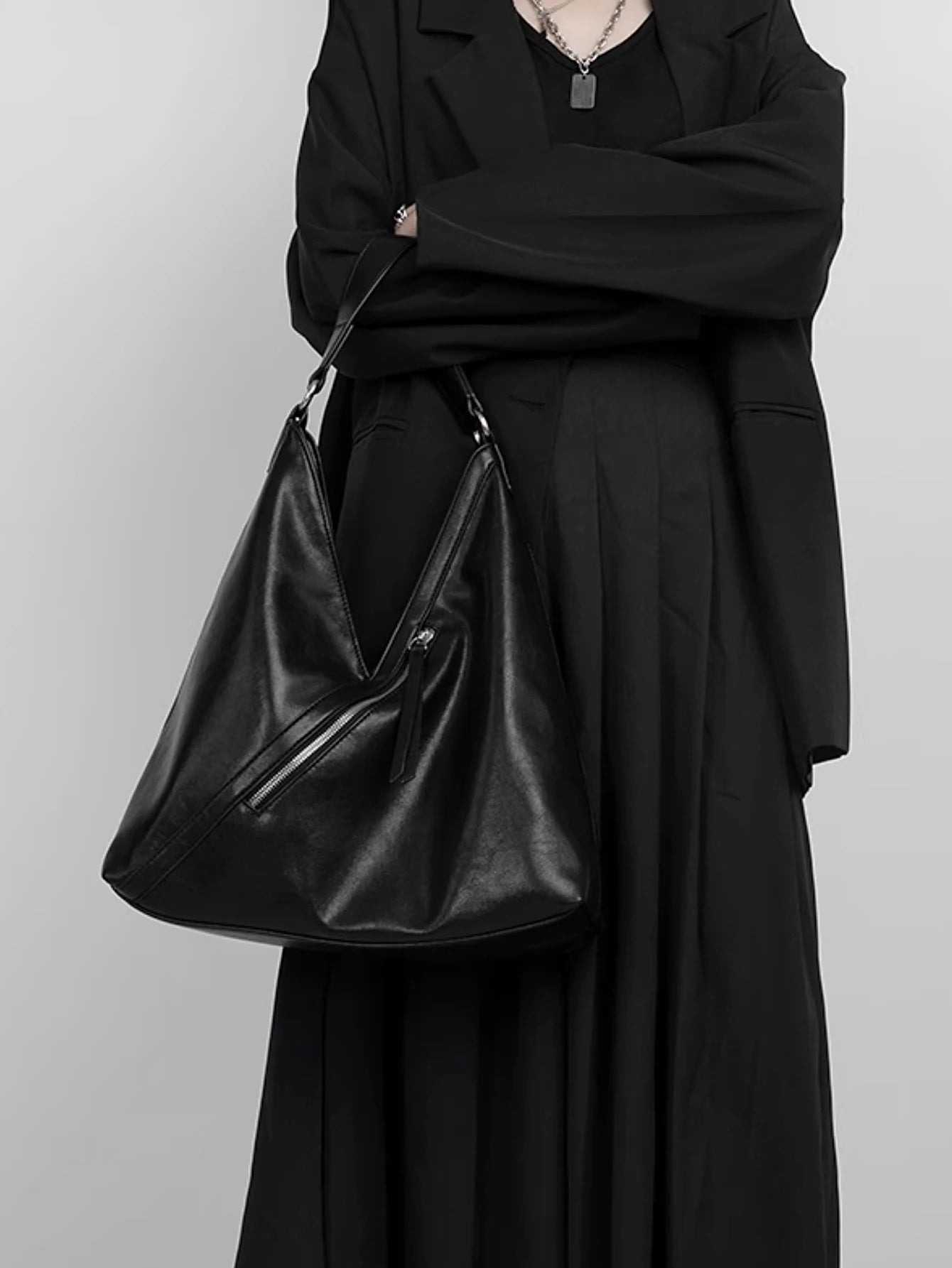 Classic Women's Large Black Shoulder Bag Fashionable High Quality Crossbody Bag Casual Soft Leather Handbag Lazy Retro Tote Bag