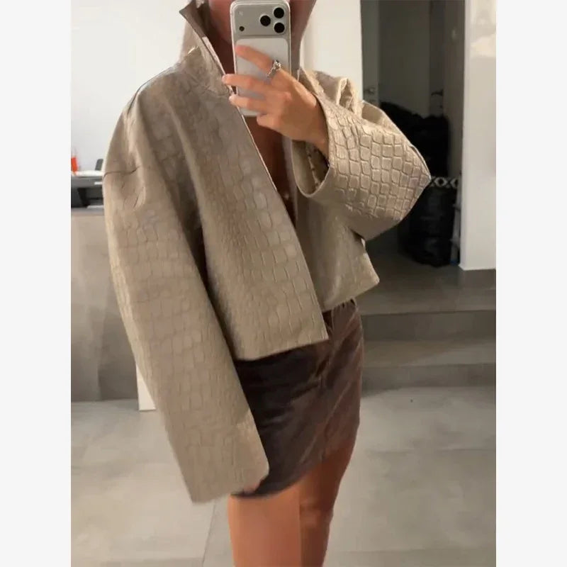 Crocodile Pattern Embossed Short Women Leather Jacket Stand Collar Zipper Long Sleeved Cropped Jackets 2026 Street Daily Outfit