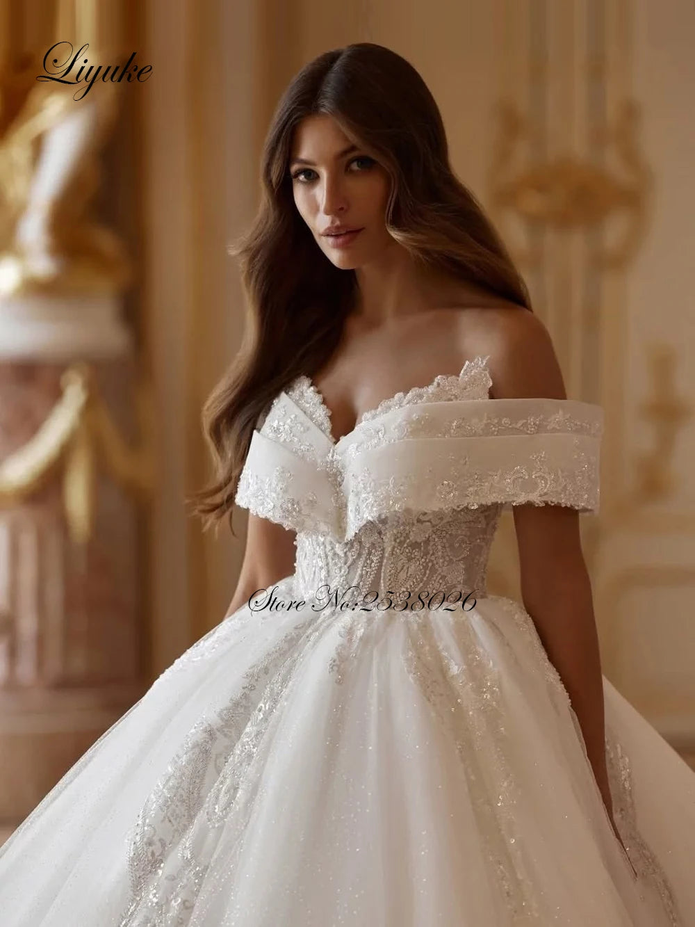 Liyuke Customize Made Luxury Off Shoulder Sleeves Ball Gown Princess Wedding Dress Stunning Appliques Lace Bridal Gowns Vestido