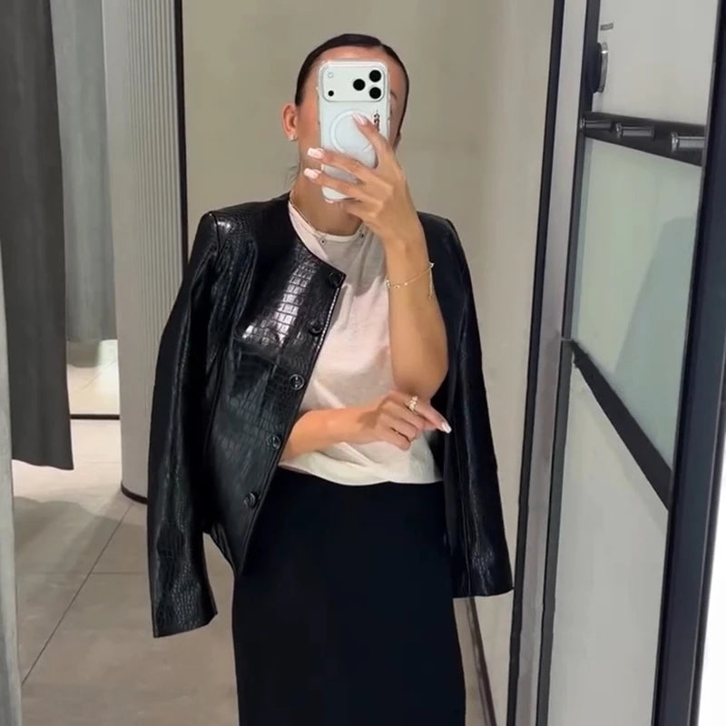Street Fitted Leather Jackets Women Shoulder Pad Single Breasted Long Sleeves Pu Coats Female 2026 Autumn New Chic Outwears Lady